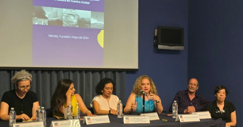 Ciudadanos presentan propuestas a candidatos para mejorar la gestión de  la basura en Mérida